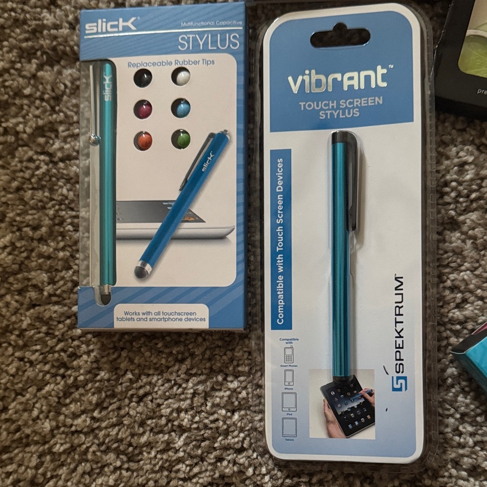 Tech bundle - Picture 2 of 8